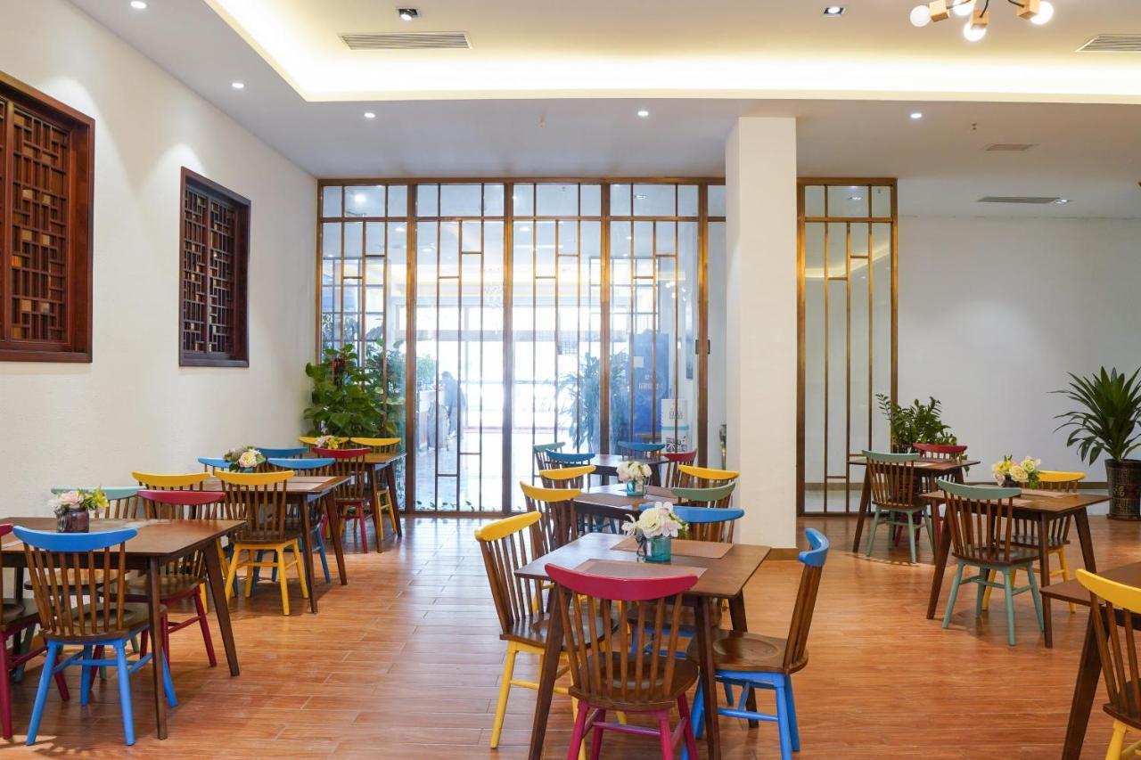 Felice Hotel-Guangzhou Baiyun International Airport Renhe Metro Station Branch Eksteriør billede