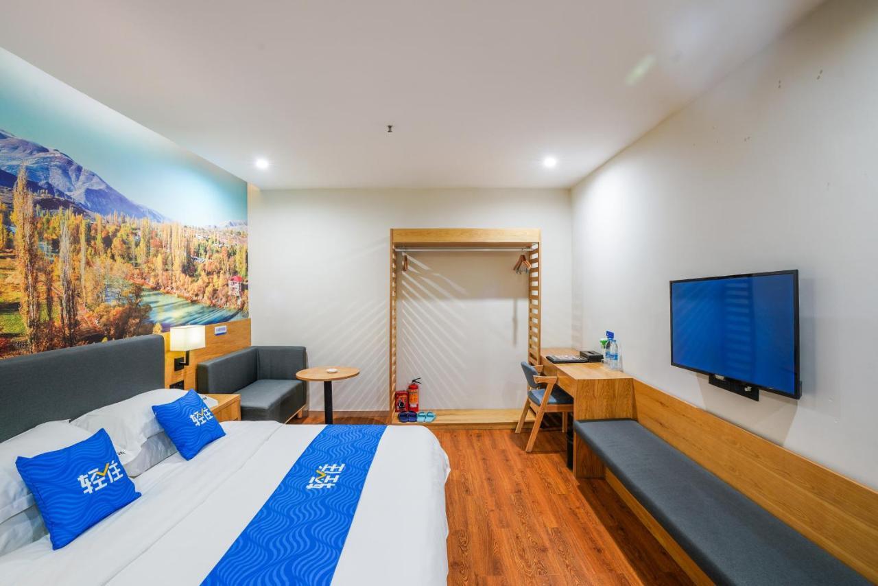 Felice Hotel-Guangzhou Baiyun International Airport Renhe Metro Station Branch Eksteriør billede